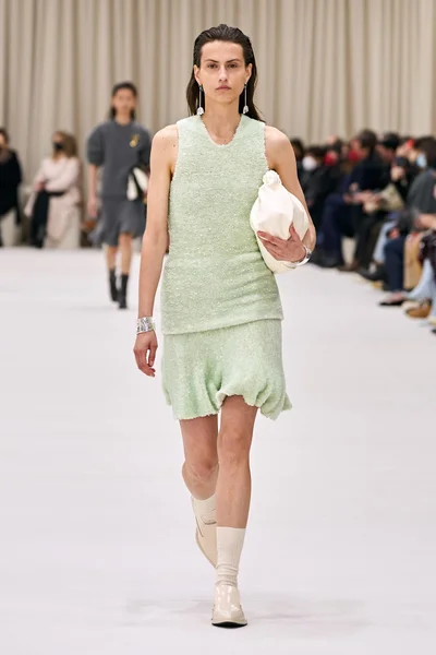Look 39